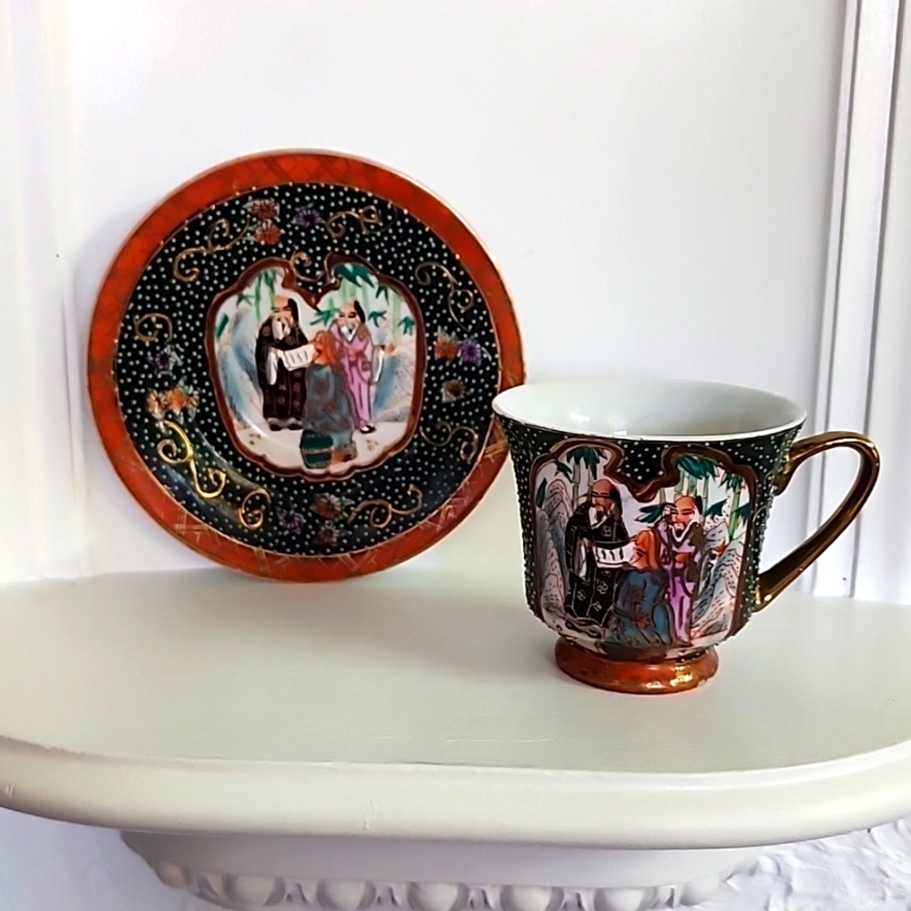 Japanese Porcelain hand painted, excellent condition